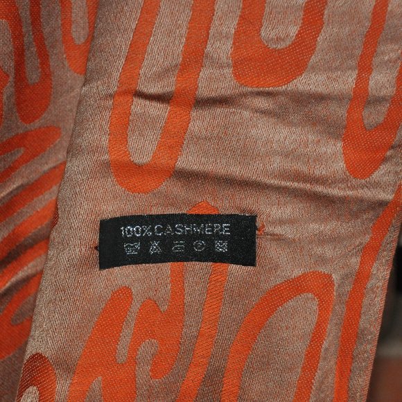 100% Cashmere Orange & Taupe Wavy Design Wrap Shawl New Without Tag - Picture 8 of 8